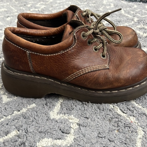 Dr. Martens Brown Leather Vintage Oxford Chunky Lace Up Boots - Picture 2 of 11